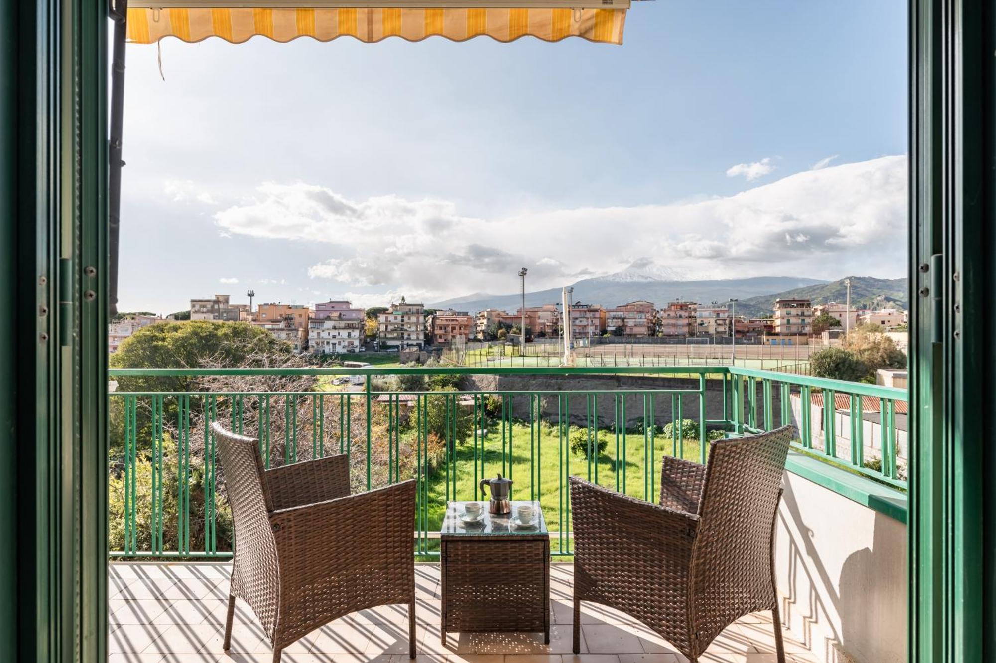 La Casa Di Tobia & Little Paradise Beach Apartments Giardini-Naxos Exterior foto
